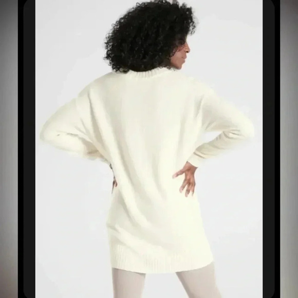 Athleta wool cashmere blend  v neck sweater tunic - Picture 7 of 7